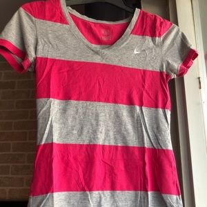 🔥3 for $15🔥 Nike athletic dept v-neck